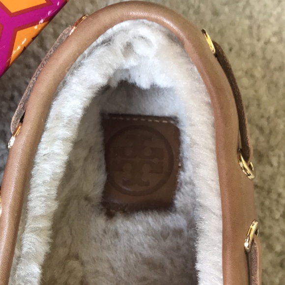 Tory Burch Dee Dee Suede & Shearling Moccasin Slippers - Picture 5 of 15